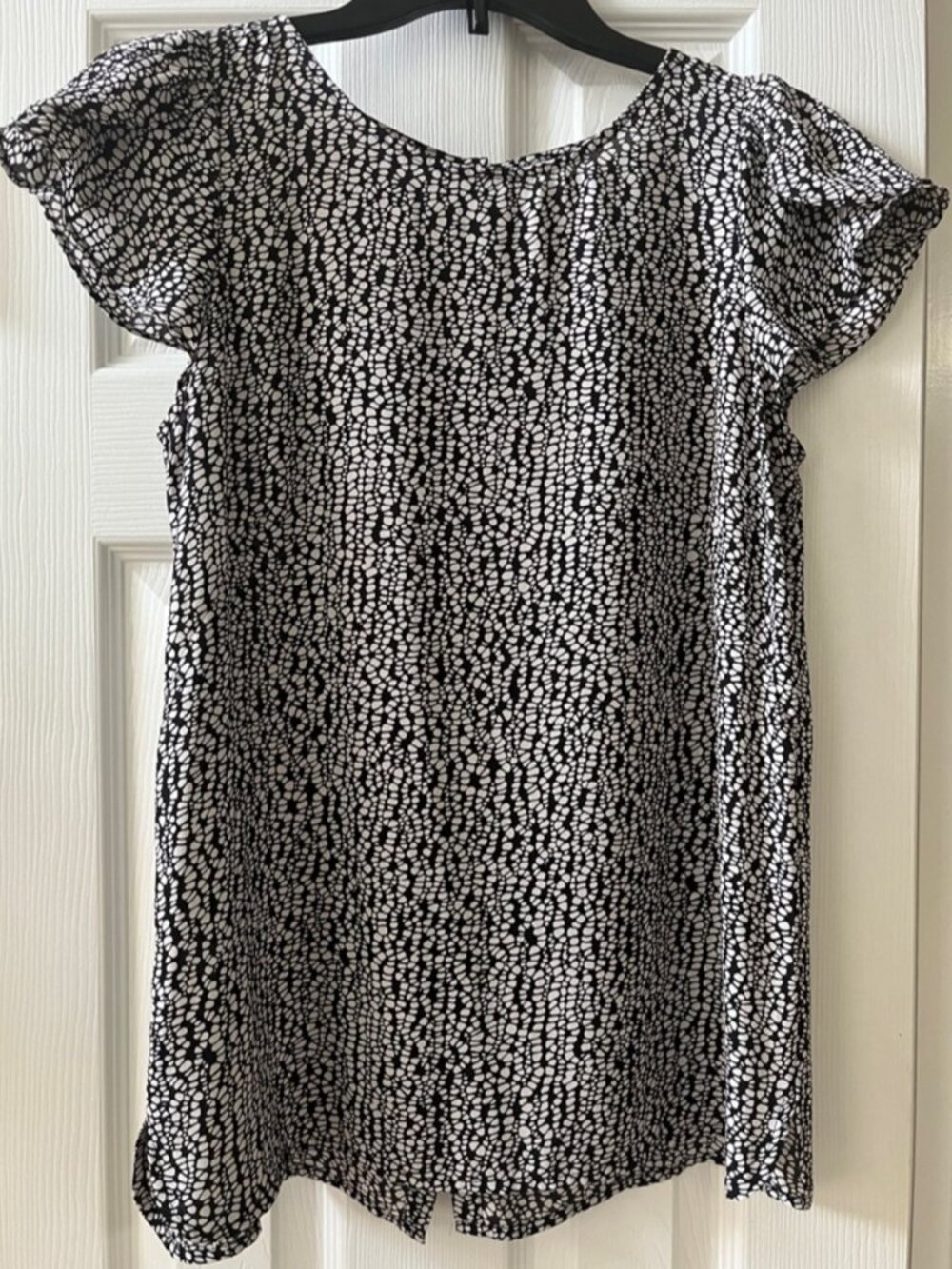 Black and White Printed Short Sleeve Blouse